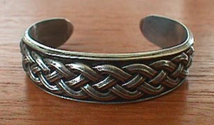 Oberon Design Celtic knot bracelet